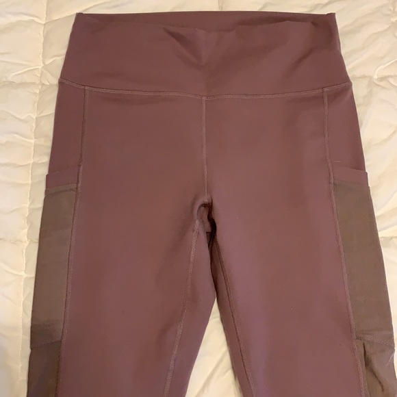 Fabletics crop leggings - Picture 3 of 7